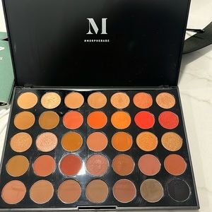 Morphe eyeshadow palette